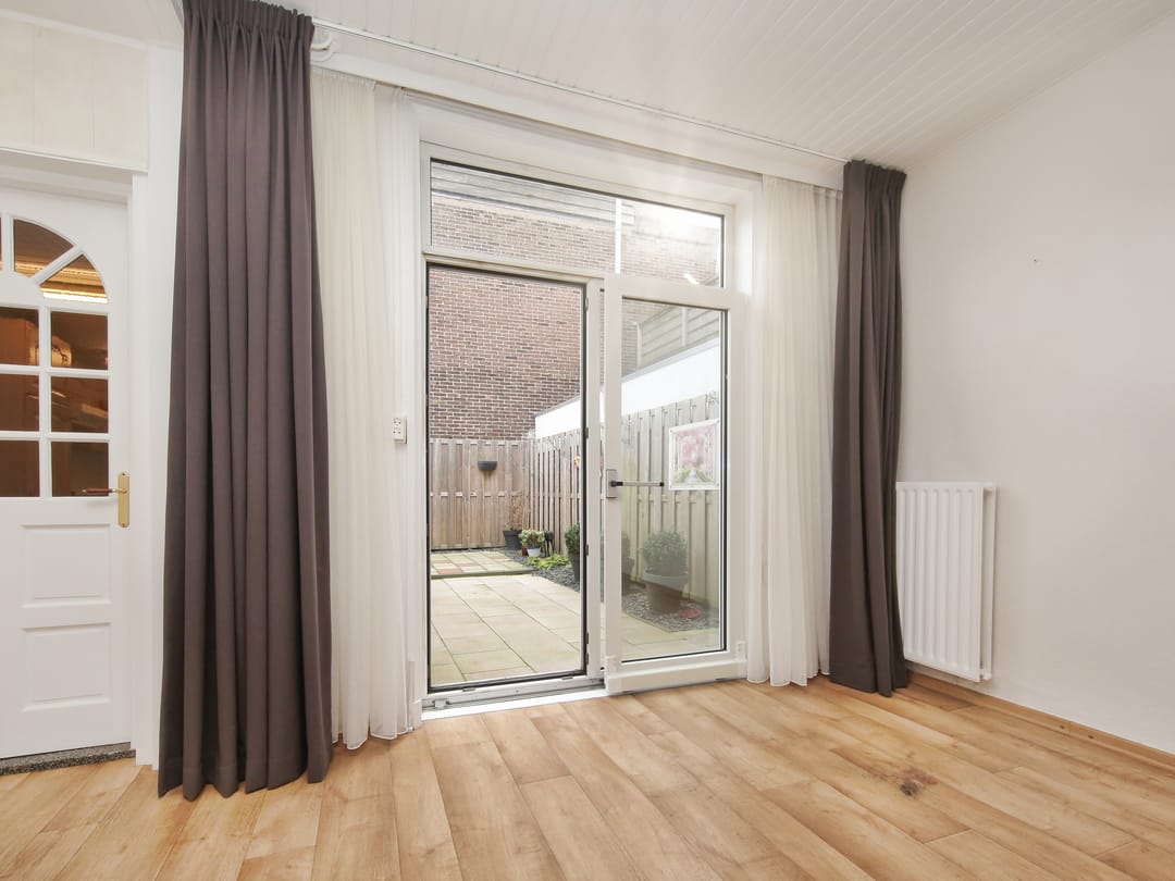 Photo 11 of Ceramstraat 11