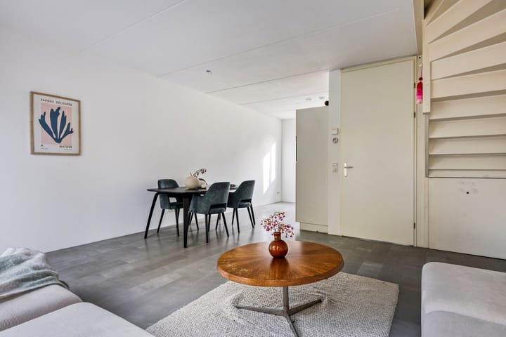 Modern Energy-Efficient Corner Home in Picturesque Vreeland — 19
