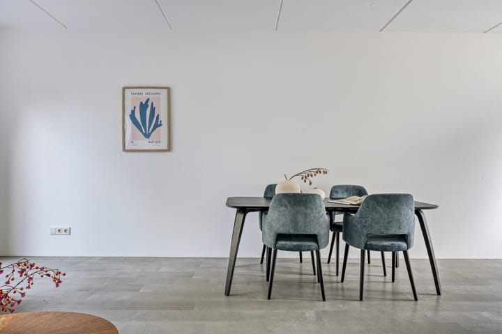 Modern Energy-Efficient Corner Home in Picturesque Vreeland — 25
