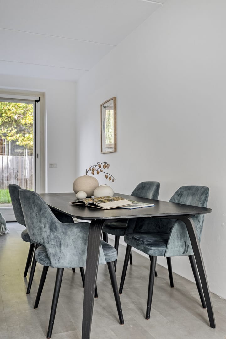 Modern Energy-Efficient Corner Home in Picturesque Vreeland — 27