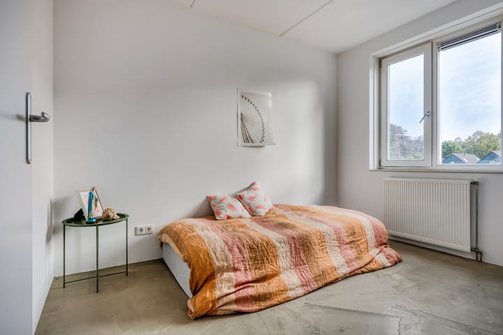 Modern Energy-Efficient Corner Home in Picturesque Vreeland — 36