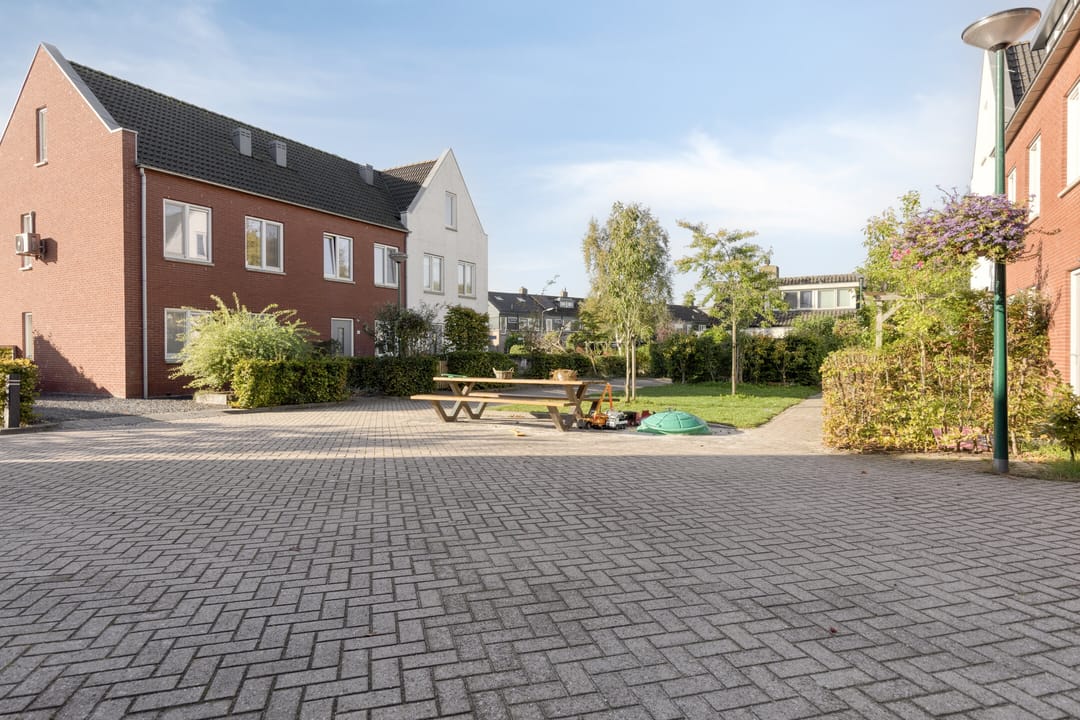 Foto 23 van Lion Cachethof 20