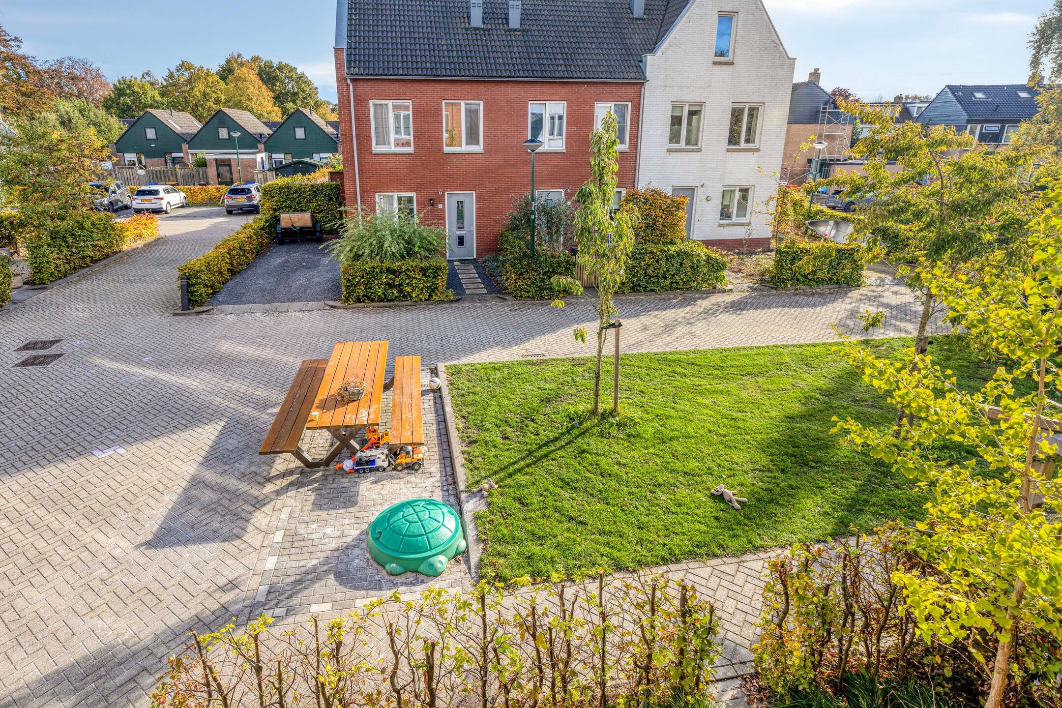 Foto 24 van Lion Cachethof 20