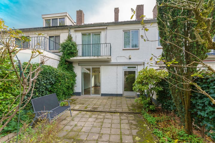 St Petrus Canisiuslaan 6