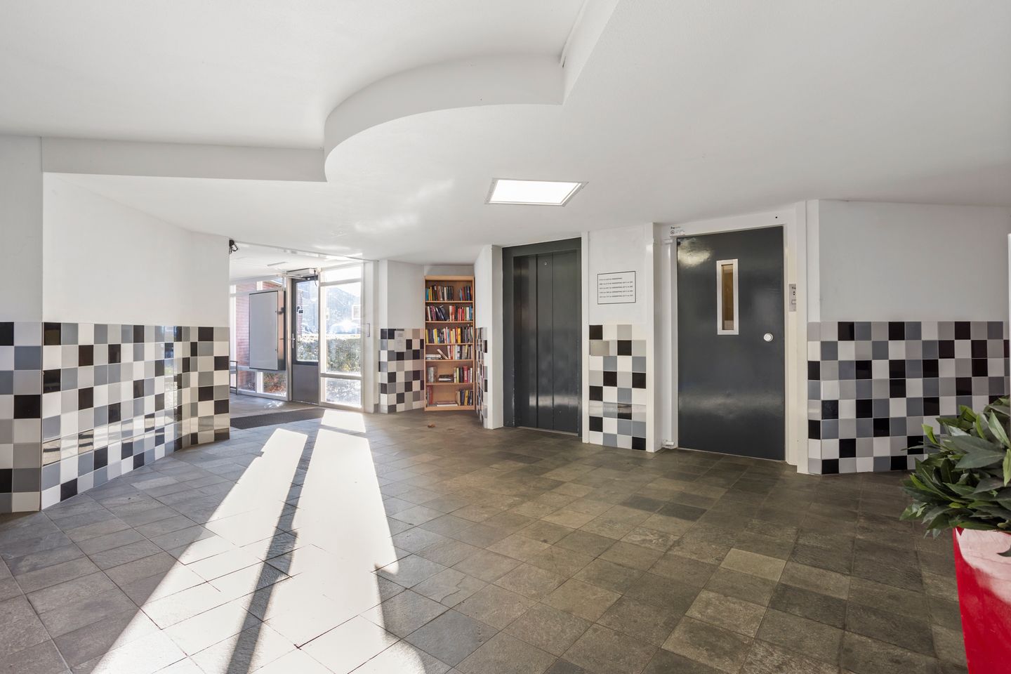 Photo 5 of Laan van Ouderzorg 187