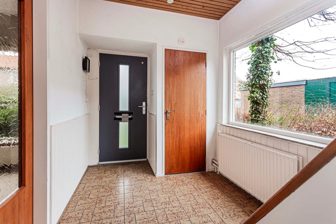 Foto 8 van Meeuwenstraat 11