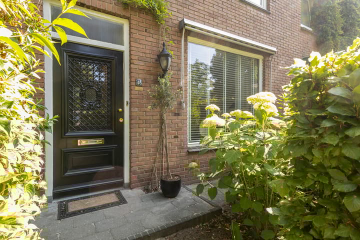 Photo 2 of Dr. de Visserstraat 46