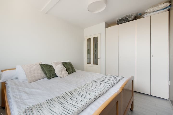 Spacious 3-Room Apartment with Sunny Balcony in Haarlem — 19