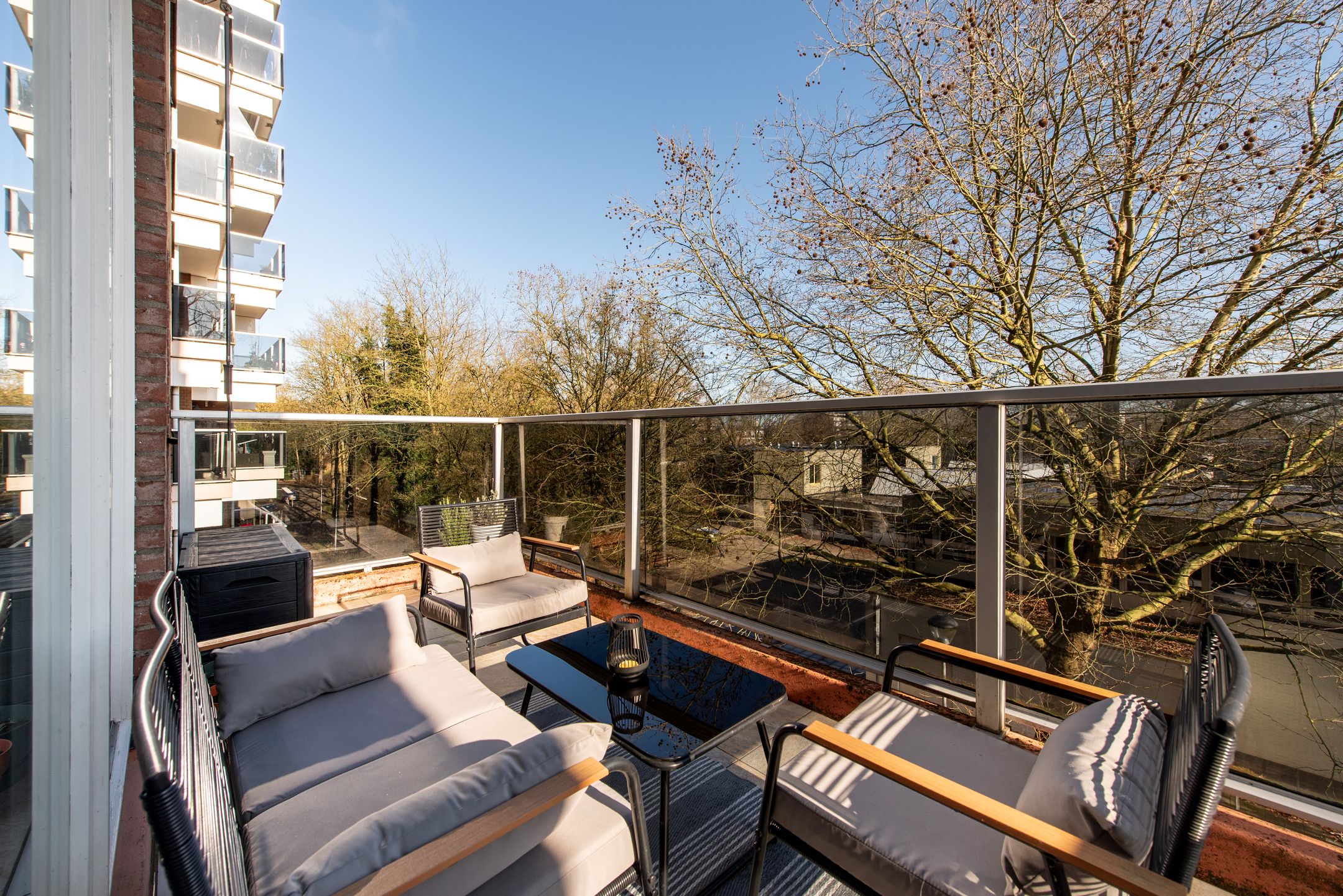 Spacious 3-Room Apartment with Sunny Balcony in Haarlem — 36