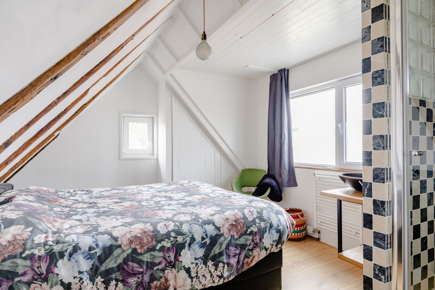 Foto 20 van Middenweg 14