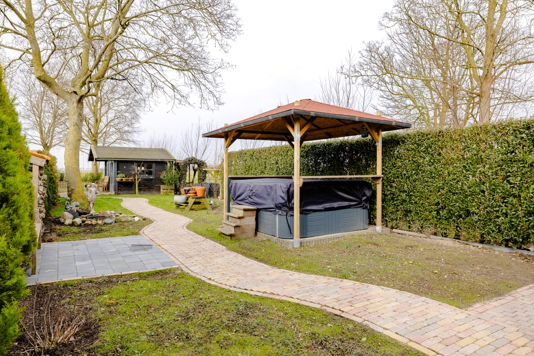 Foto 26 van Middenweg 14