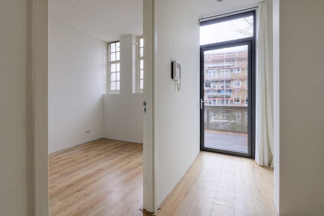Photo 7 of Kraaipanstraat 56-L