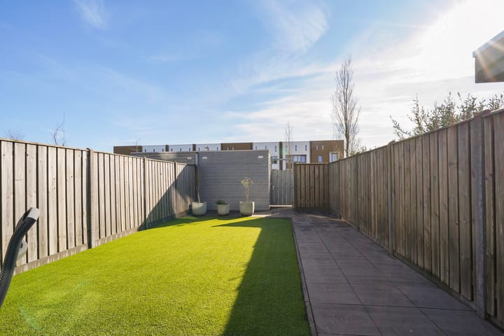 Spacious Family Home with South-Facing Garden in Landgoed Driessen — 41
