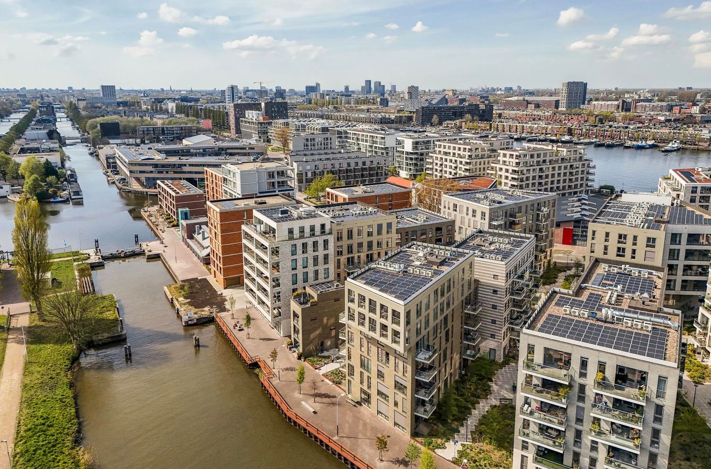 Foto 35 van Nieuwevaartweg 3