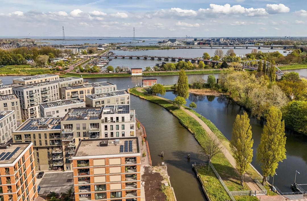 Foto 37 van Nieuwevaartweg 3