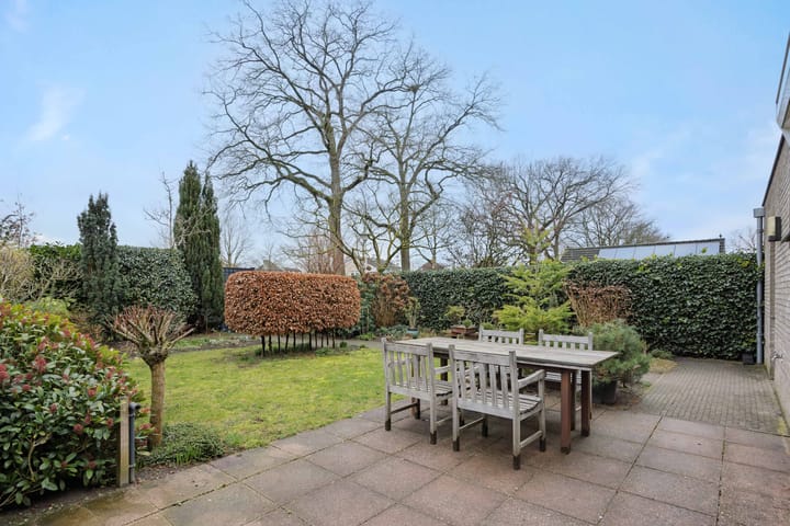 Photo 5 of Leon van Kelpenaarstraat 15