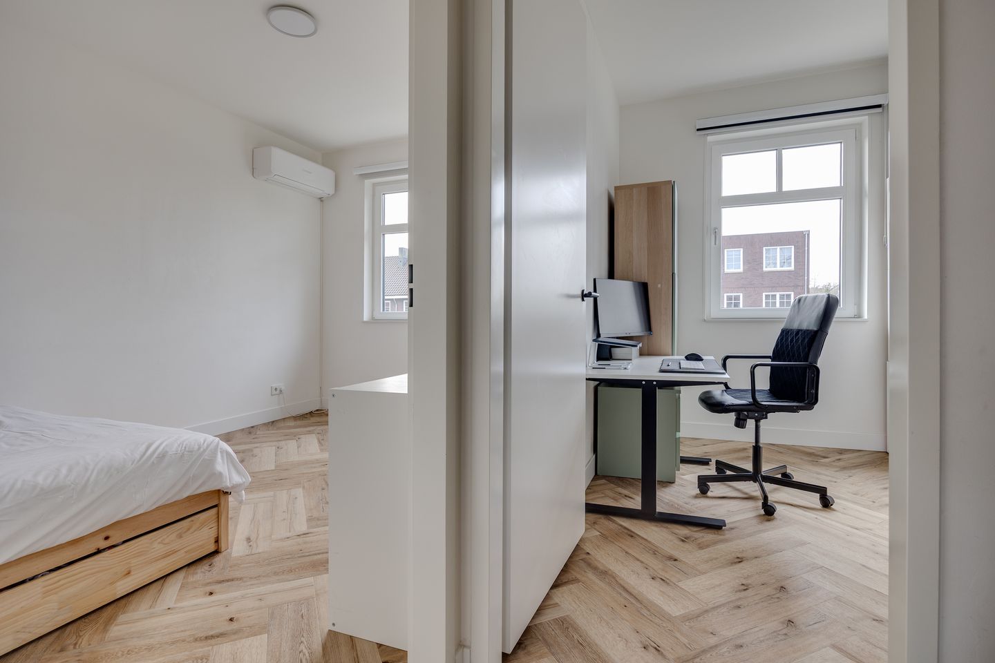 Photo 25 of Soesterweg 566-G