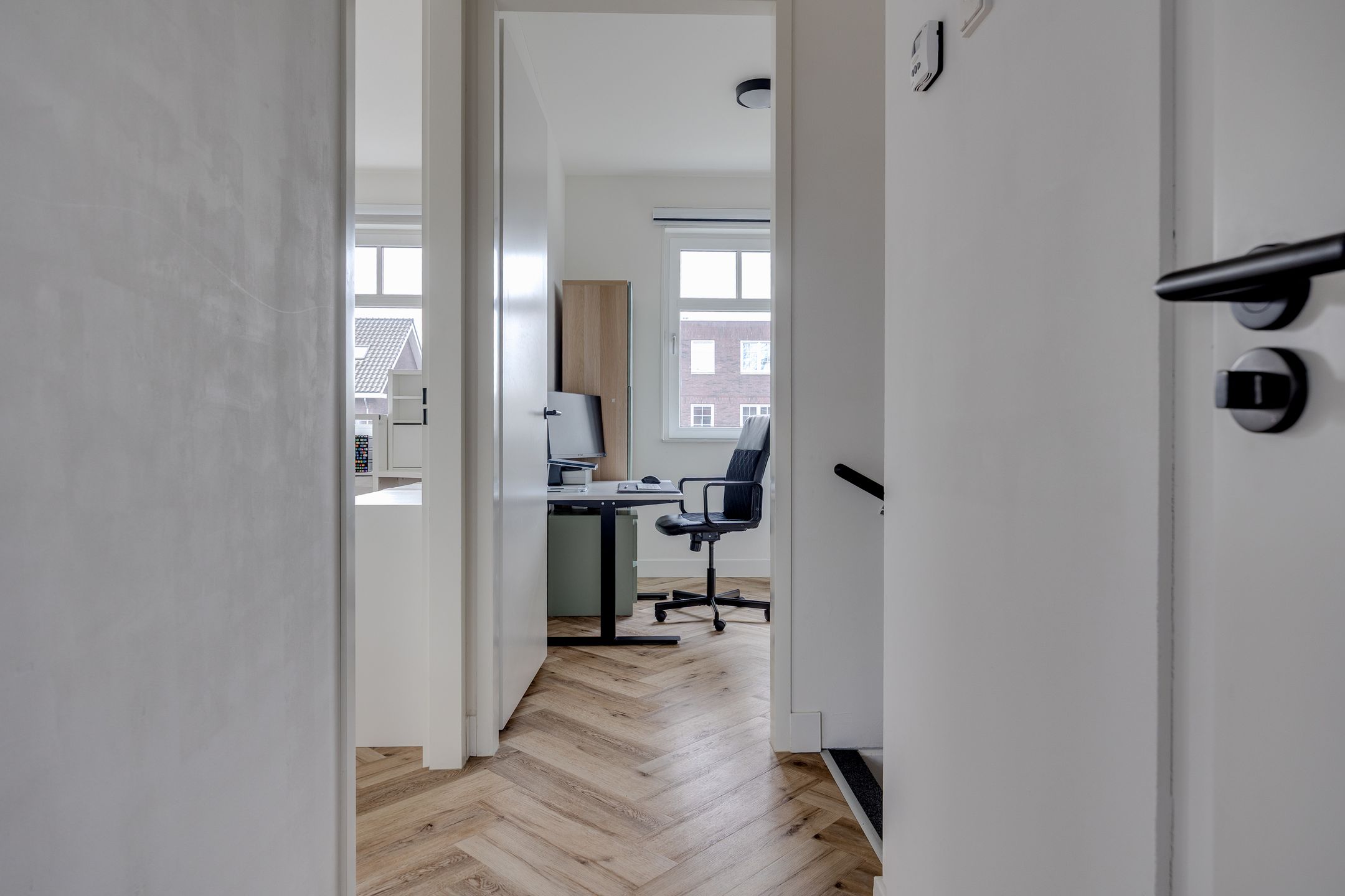 Photo 33 of Soesterweg 566-G