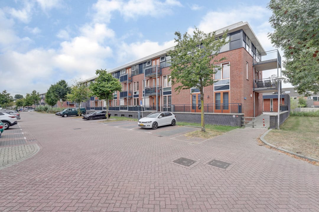 Photo 32 of Woestijnvalk 14