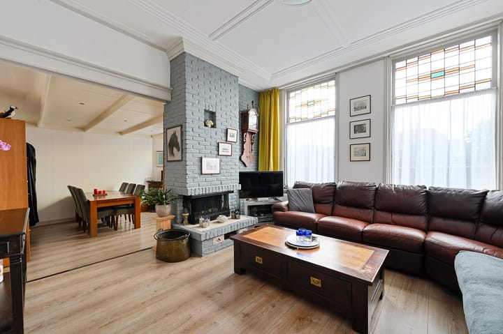 Photo 3 of Vredebestlaan 54