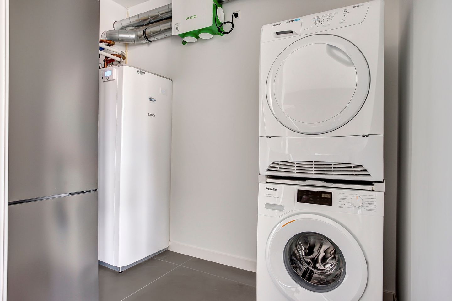 Foto 25 van Burgemeester Hoogenboomlaan 35-C