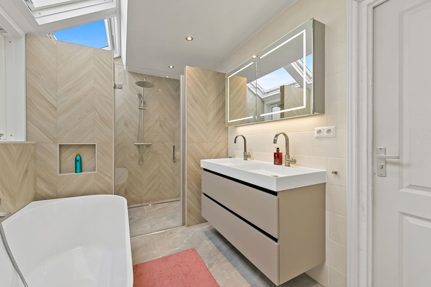 Photo 25 of Doedesstraat 39-B