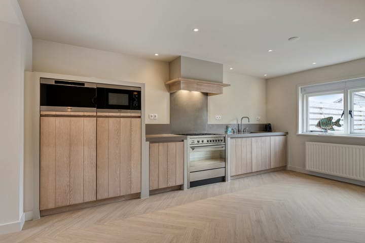 Photo 3 of Heernisseweg 31