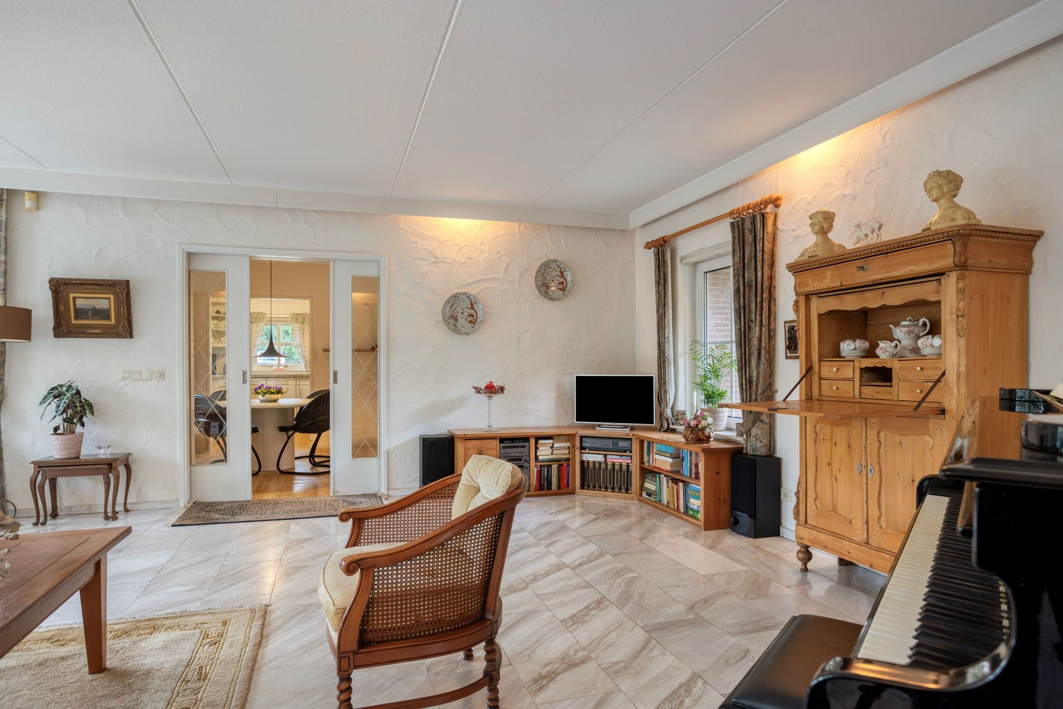 Photo 6 of Berghumerstraat 36