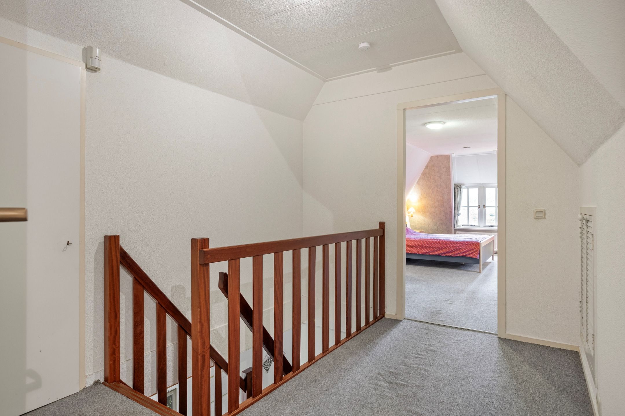 Photo 21 of Berghumerstraat 36