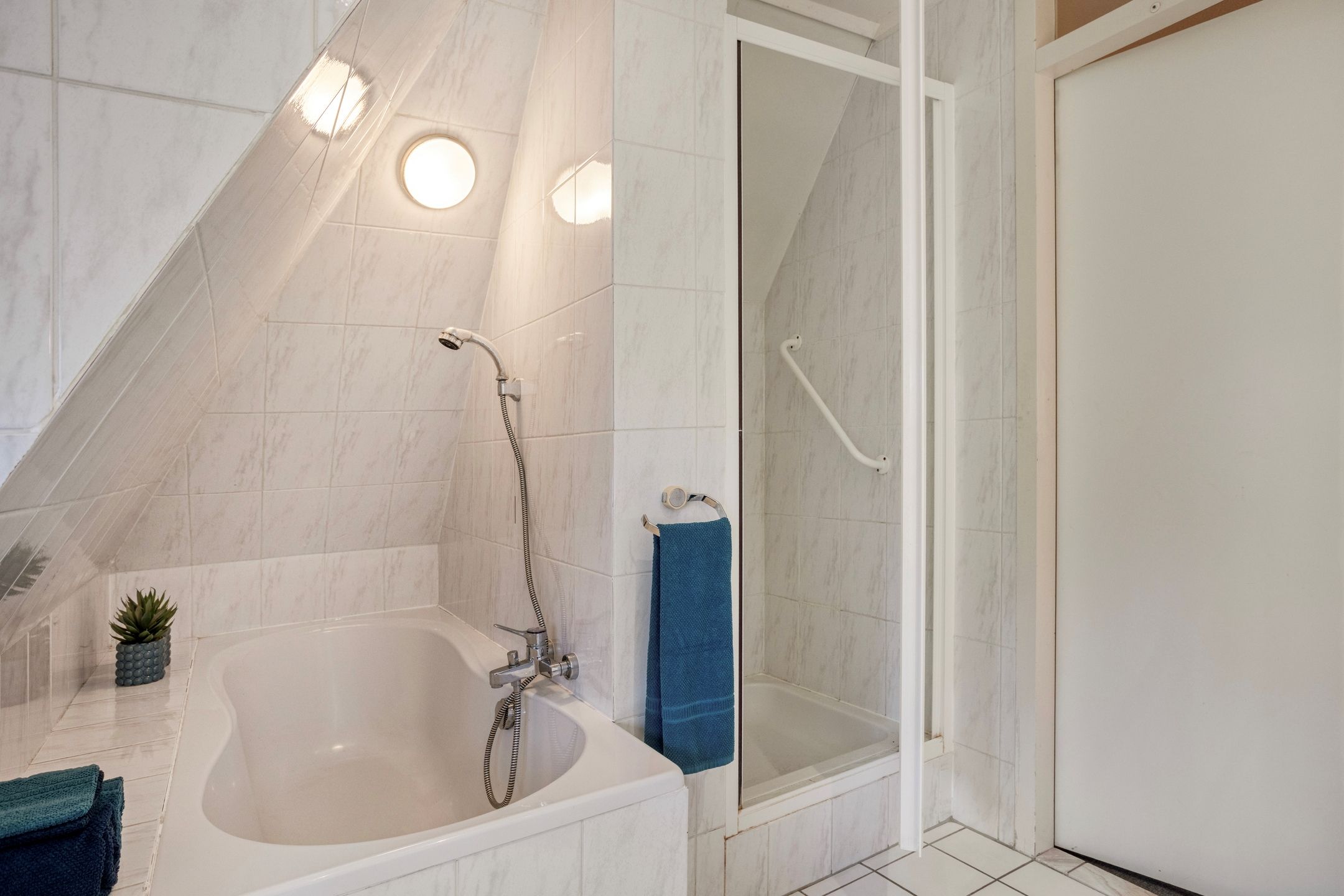 Photo 27 of Berghumerstraat 36