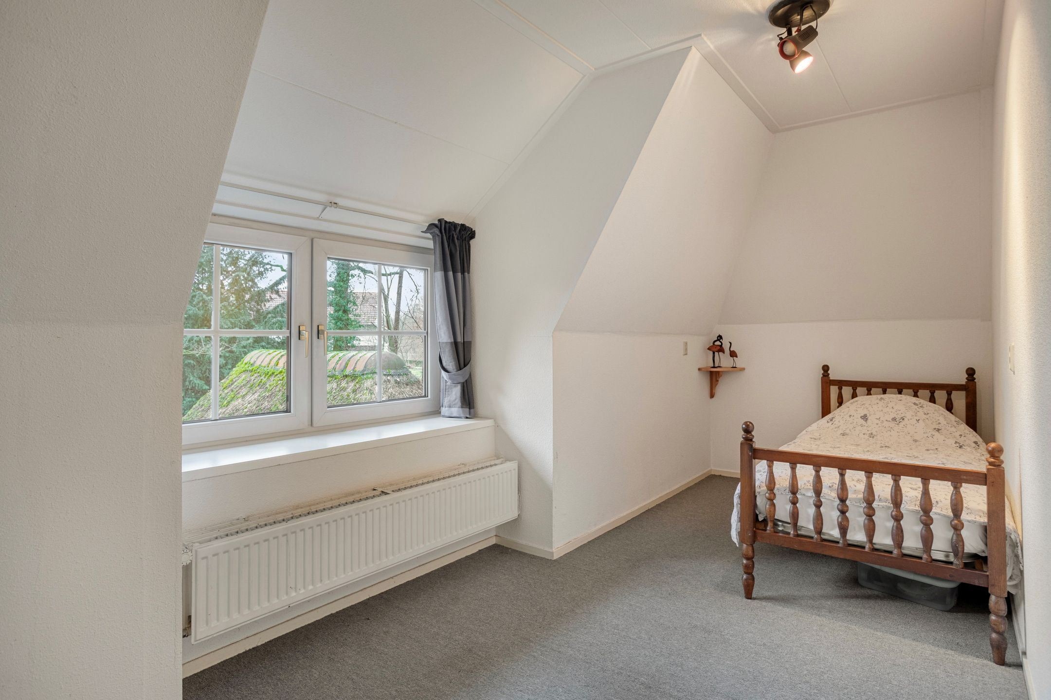 Photo 30 of Berghumerstraat 36