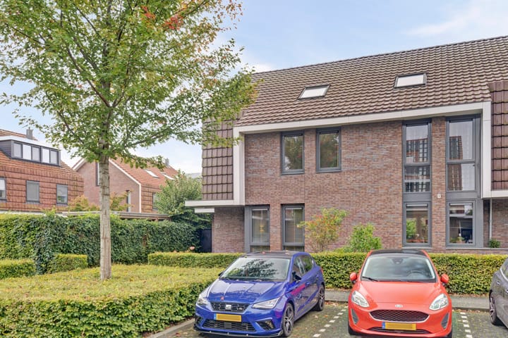 Photo 2 of Kalmoeslaan 27