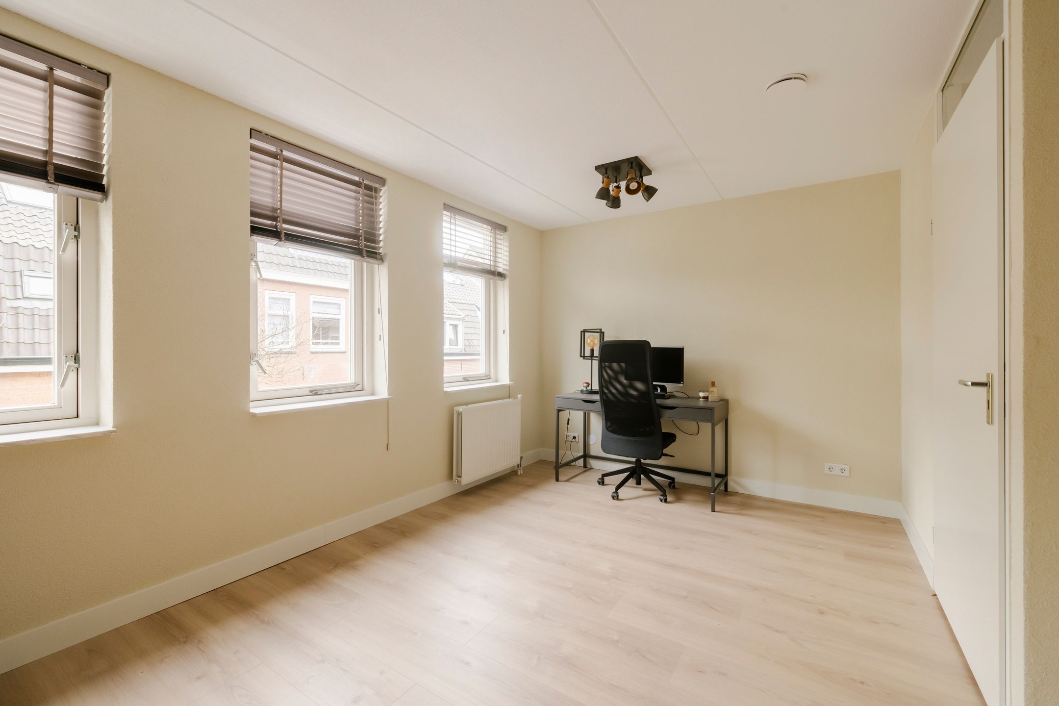 Foto 30 van A.L. Dyserinckstraat 61