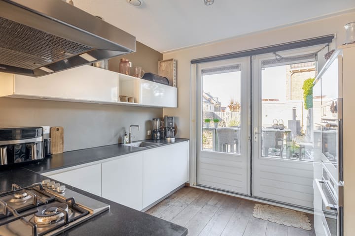 Foto 16 van Herman Heijermanssingel 82