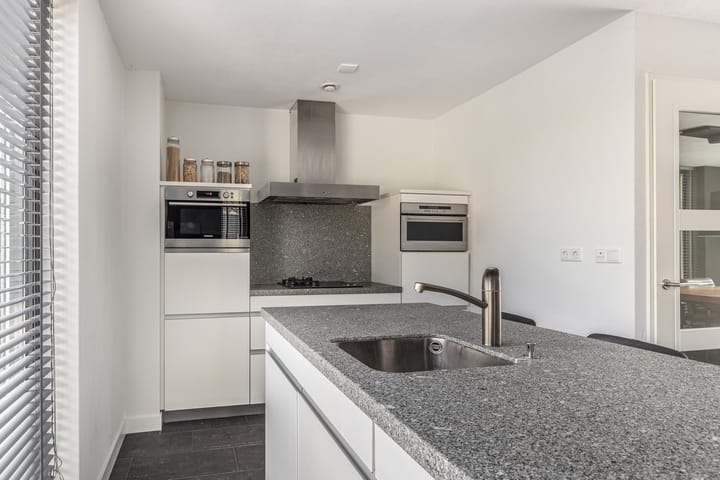 Photo 15 of Anton Geesinkstraat 50