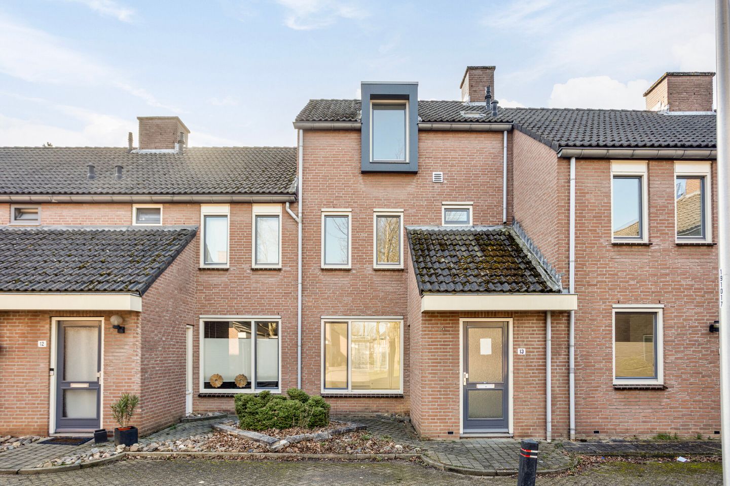 Foto 5 van Rozemarijngaard 13