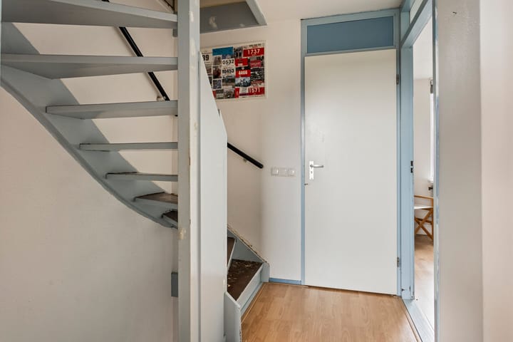 Sustainable Family Home with Water Views in Veendam — 42