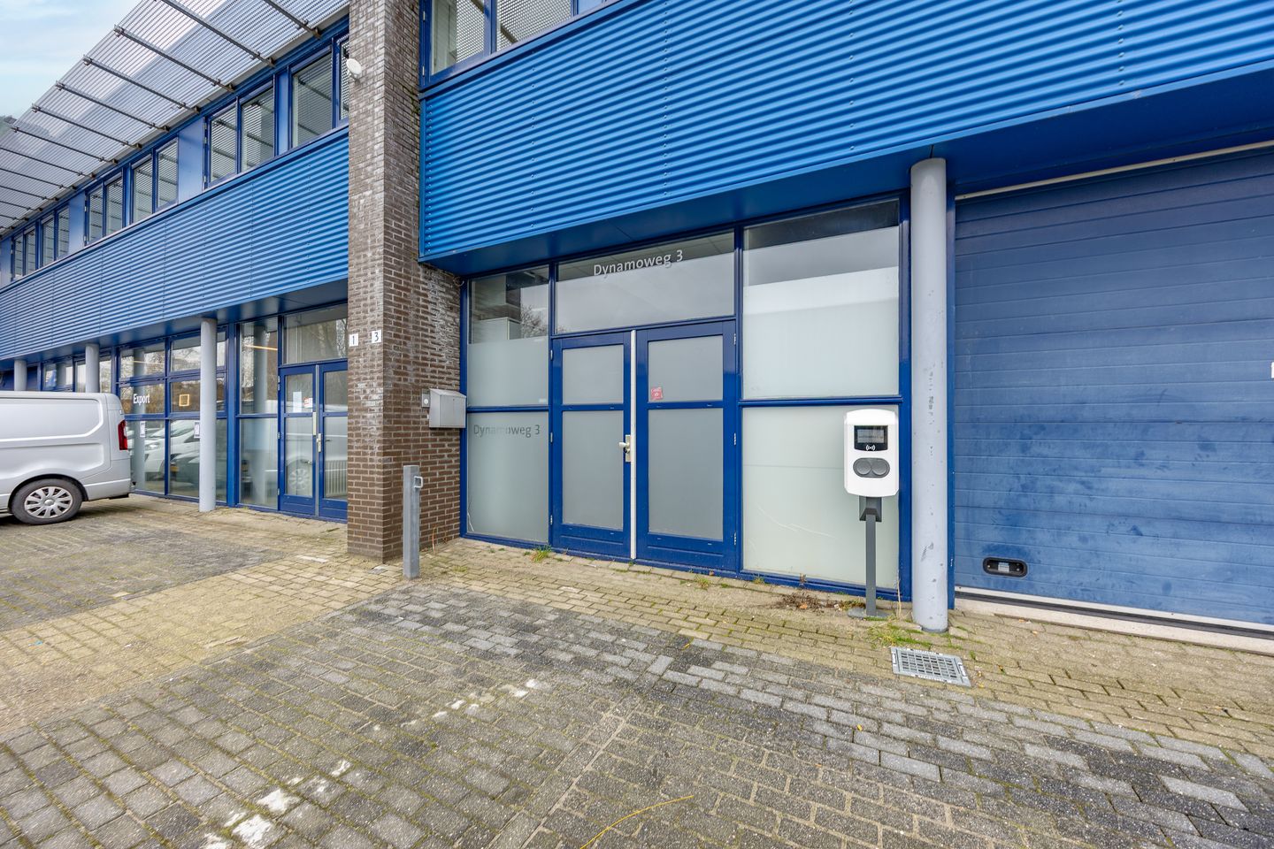 View photo 2 of Dynamoweg 3