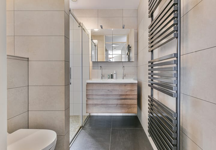 Spacious terraced house with four bedrooms in popular Vathorst — 47