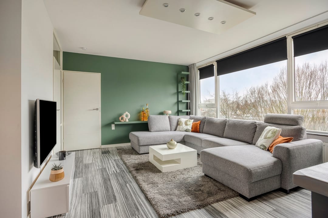 Photo 2 of Maalakker 50-A