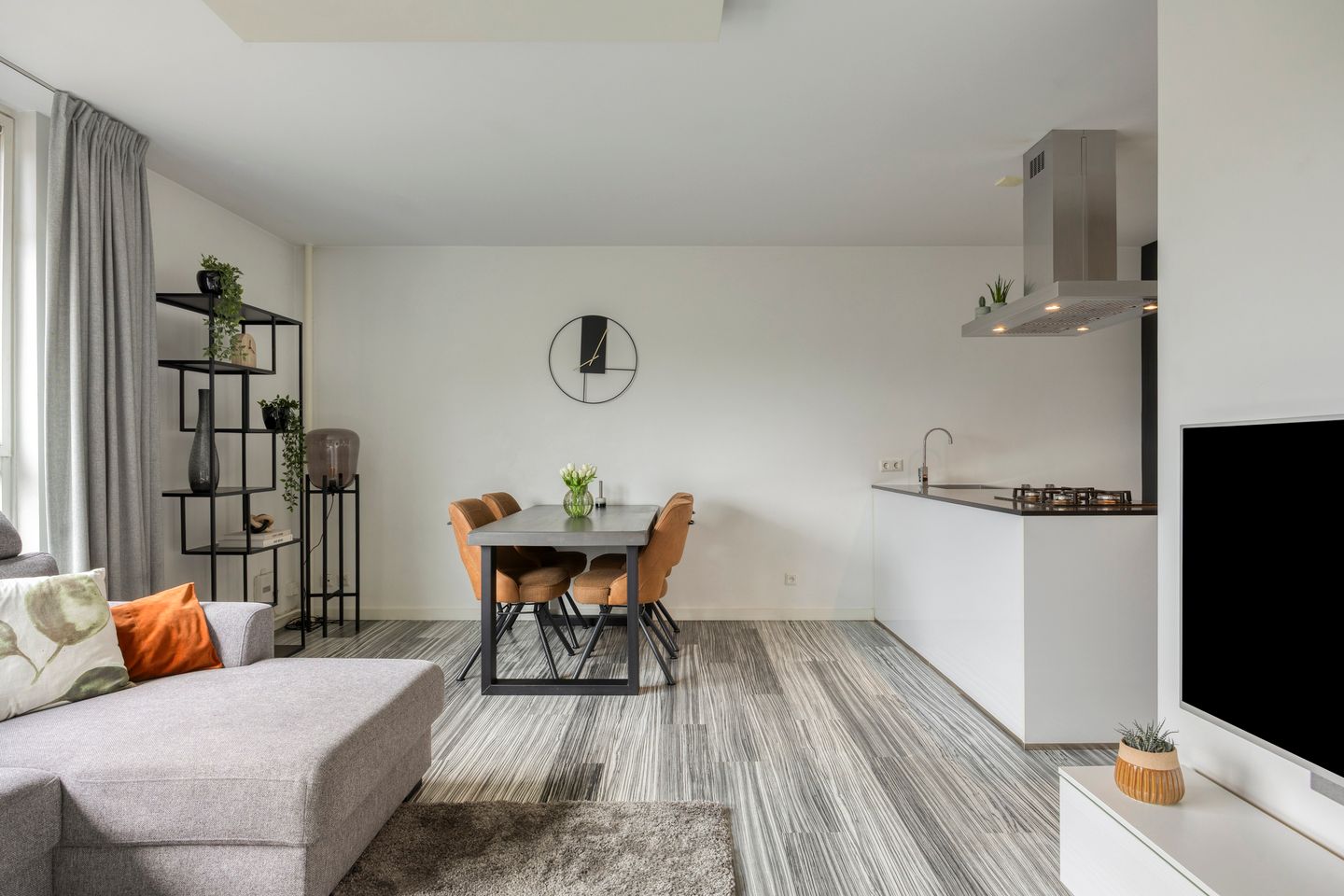 Photo 10 of Maalakker 50-A