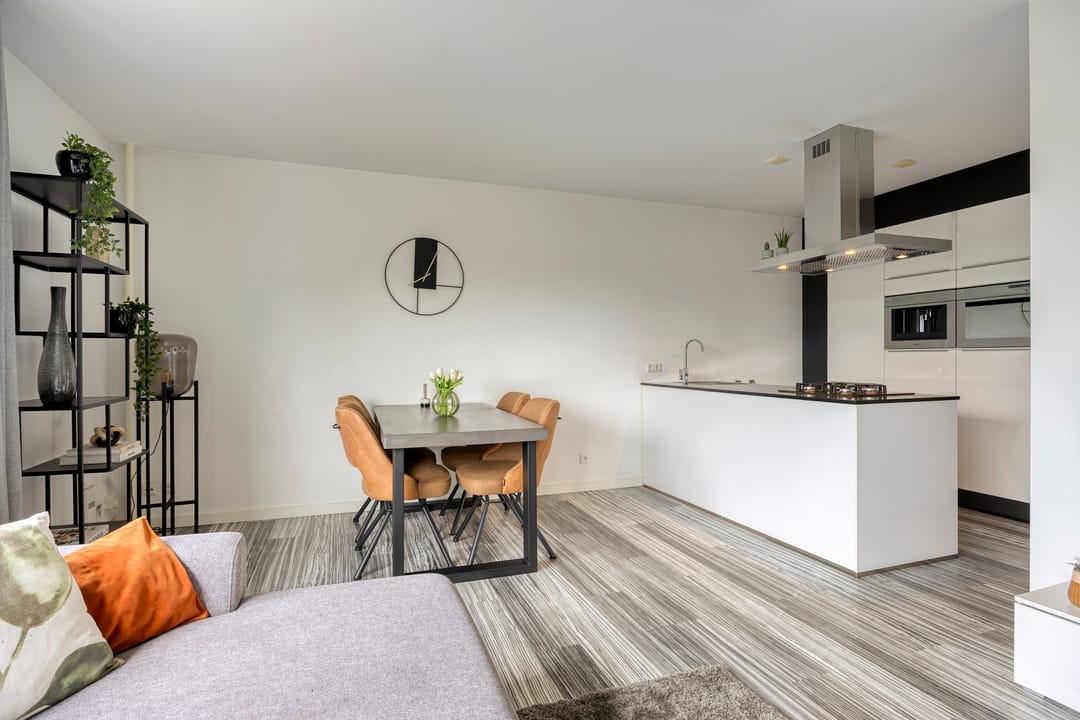 Photo 11 of Maalakker 50-A