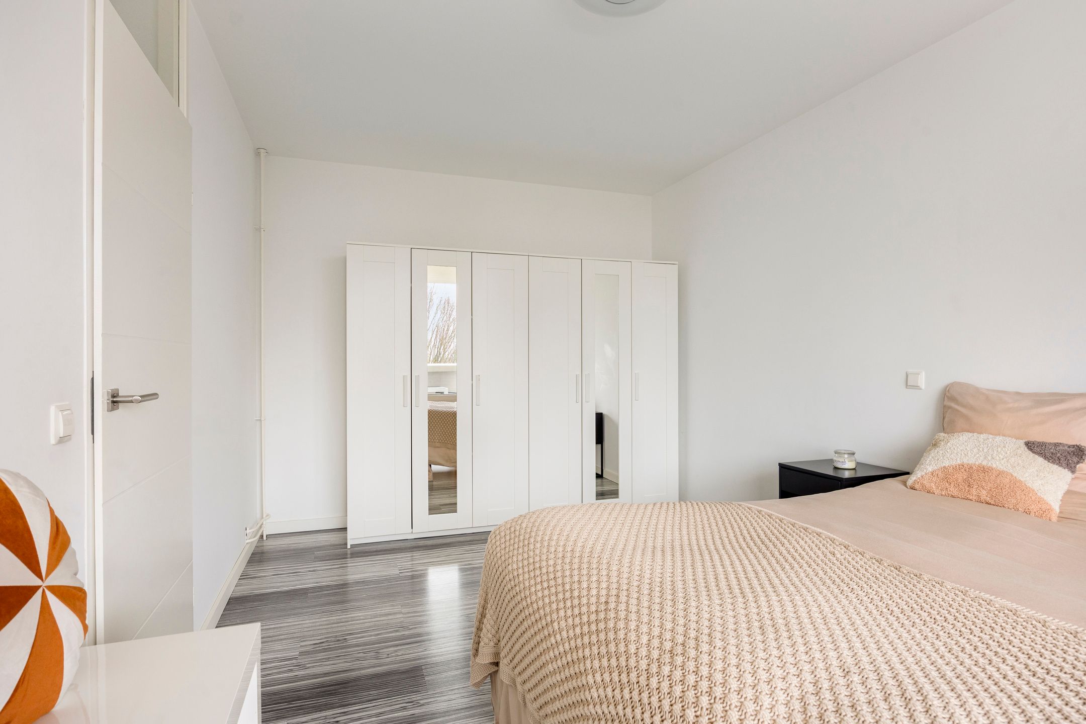 Photo 27 of Maalakker 50-A