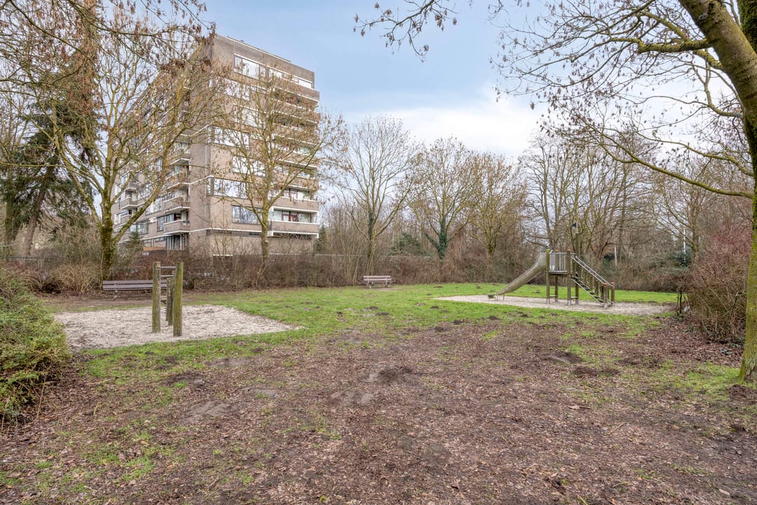 Photo 53 of Maalakker 50-A