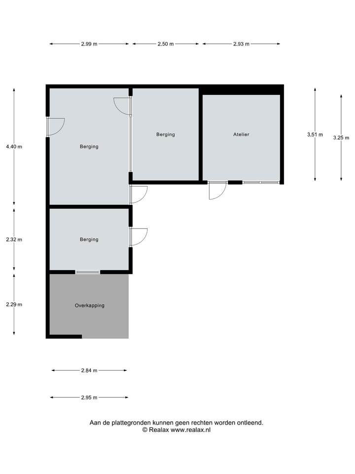 Spacious Corner House with Garage and Solar Panels — 99