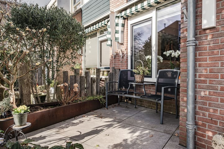 Luxurious Renovated Terraced House with 4 Bedrooms and Energy Label A in Santpoort-Noord — 17