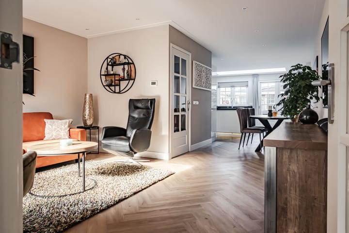 Luxurious Renovated Terraced House with 4 Bedrooms and Energy Label A in Santpoort-Noord — 25