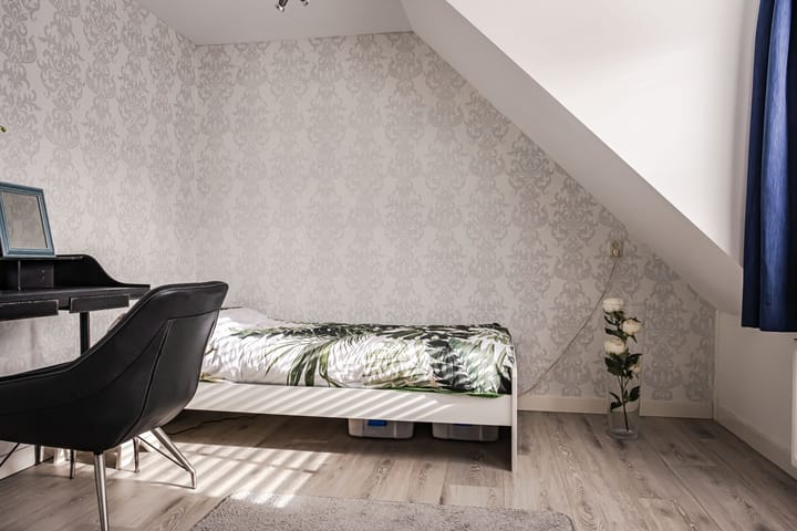 Luxurious Renovated Terraced House with 4 Bedrooms and Energy Label A in Santpoort-Noord — 54