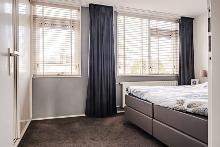 Luxurious Renovated Terraced House with 4 Bedrooms and Energy Label A in Santpoort-Noord — 60