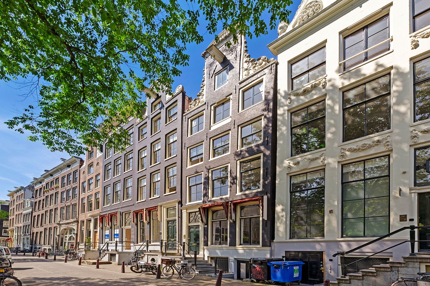 Bekijk foto 1 van Singel 260